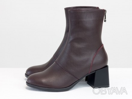 
Красивые классические ботинки выполнены из натуральной итальянской кожи бордово. . фото 1