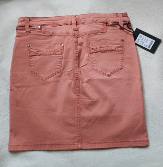 Продам новую стильную джинсовую мини юбочку марки Collection Denim. Привезена из. . фото 3