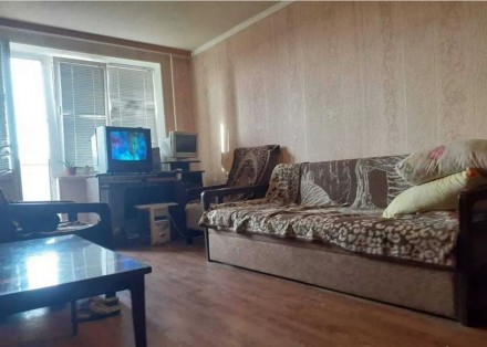 Продаж 2-ної квартири, Військбуд. Квартира в жилому стані, не кутова, загальною . . фото 2
