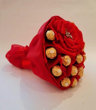 Букет з цукерок Ferrero Rocher Червоний / солодкий подарунок / цукерковий букет. Київ. фото 1 Букет з цукерок Ferrero Rocher Червоний / солодкий подарунок / цукерковий букет. Київ. фото 1
