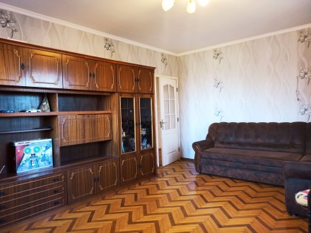 Аренда 2-х этажного дома в Борисполе на длительный период. 
На первом этаже: бо. Борисполь. фото 4