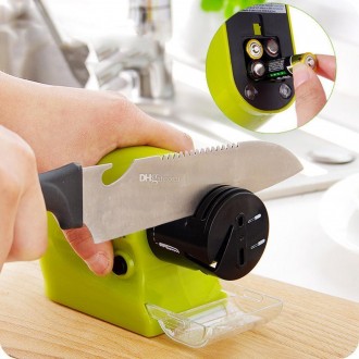 Автоматическая электрическая точилка для ножей Swifty Sharp Зеленая (батарейках). . фото 5