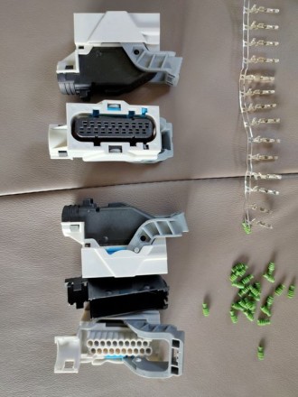 Разъем блока АКПП Ford/Lincoln  WPT1203

20-pin, подходит на Escape, Kuga, Eco. . фото 2