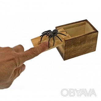 Материал коробки - дерево, паук - резина. Размер 9,5х6х6,5 см.. . фото 1