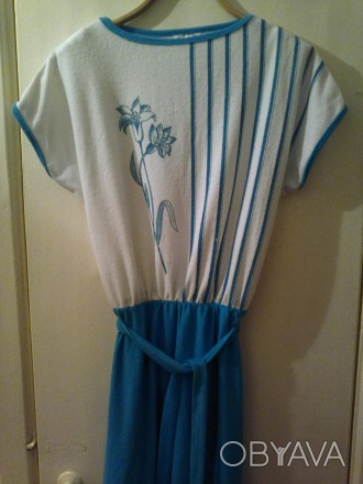 Женское новое платье с коротким рукавом на поясе.
Размер - 48.
Обхват груди - 10. . фото 1