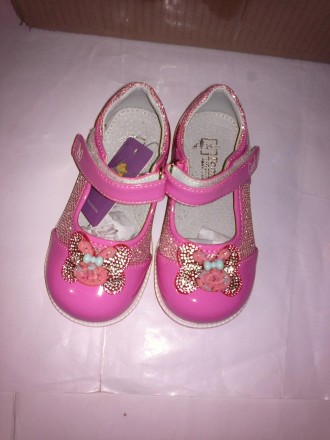 Якісні, красиві, зручні туфлі на дівчинку від відомого виробника взуття - ТЕ.М.
. . фото 9