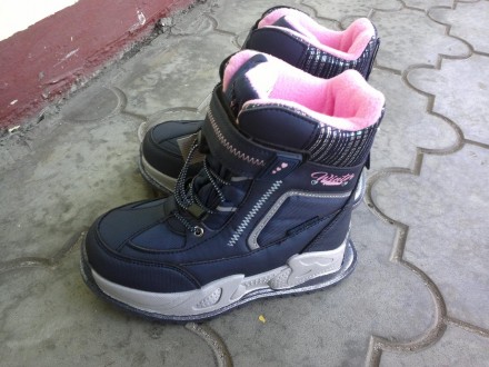 Модные, современные водонепронецаемые ботинки на девочку обеспечат тепло и уют н. . фото 3