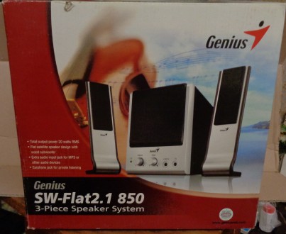 Акустическая система GENIUS SW-Flat2.1 850 3-Piece Speaker System.

ОРИГИНАЛ.
. . фото 2