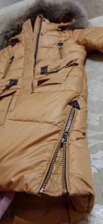 Зимнее пальто горчичного цвета, очень теплое. Капюшон с натуральным мехом, отсте. . фото 8