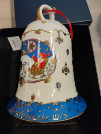 Порцеляновий новорічний дзвінок відомої німецької торгової марки Hutschenreuther. . фото 7