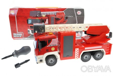 
Пожежна машина конструктор озвучена зі світлом, в коробці 3201-8 р.37*10,5*16,7. . фото 1