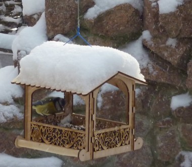 Синичник, скворечник, домик-гнездо для птиц. Размер 20х21х18 смКормушка для сини. . фото 2