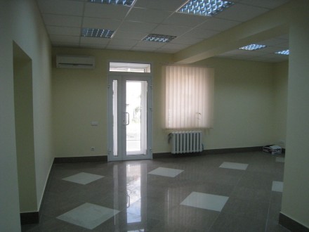 Продам помещение расположенное на 1 этаже 2 этажного здания ул.Новосельская/пер.. Центр. фото 2