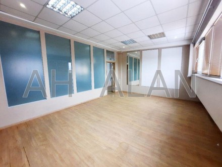 Офисы, 370 м.кв.. Центр. фото 8 Аренда офиса 370 м2 ( с учетом коэффициента общих площадей ). Офисное помещение . Центр. фото 8