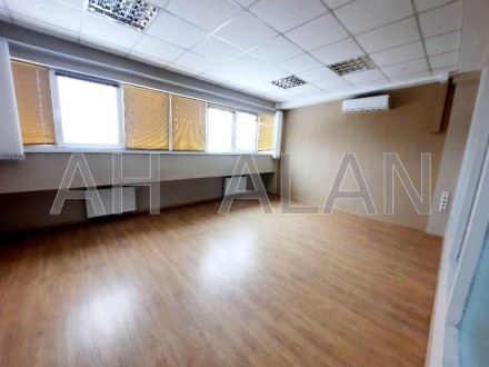 Офисы, 370 м.кв.. Центр. фото 4 Аренда офиса 370 м2 ( с учетом коэффициента общих площадей ). Офисное помещение . Центр. фото 4