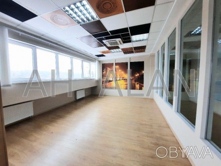 Офисы, 370 м.кв.. Центр. фото 1 Аренда офиса 370 м2 ( с учетом коэффициента общих площадей ). Офисное помещение . Центр. фото 1