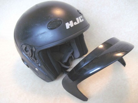 Шлем HJC, размер L (59-60)
страна производитель - Китай
цвет черный, матовый
. . фото 6