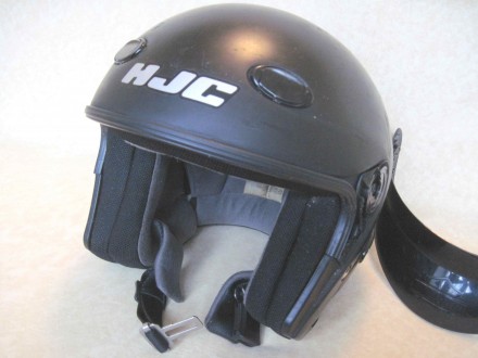 Шлем HJC, размер L (59-60)
страна производитель - Китай
цвет черный, матовый
. . фото 5