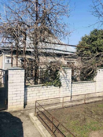 Продам дом в районе Ленпоселка. Одеса. фото 1 Продам дом в районе Ленпоселка. Одеса. фото 1