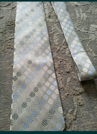 Нова фірмова краватка з блиском. . фото 4