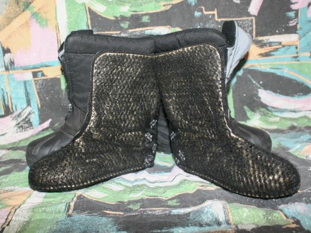 Продаю детские зимние ботинки Kamik 12 р примерно 31 р. 
Очень теплые, непромок. . фото 9