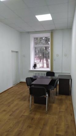 Офис находиться в центральной части г. Полтава. Помещение с ремонтом. С мебелью.. . фото 3