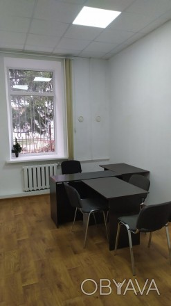 Офис находиться в центральной части г. Полтава. Помещение с ремонтом. С мебелью.. . фото 1