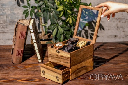 Коробочка для часов со стеклянной крышкой с ящиком
Деревянный органайзер для час. . фото 1