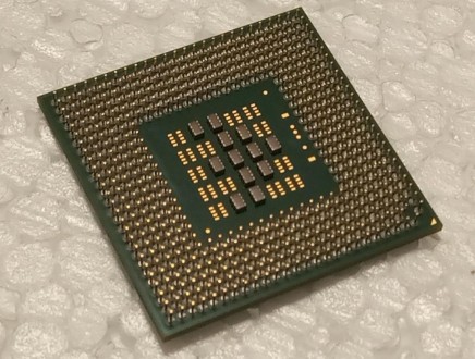 Процесор SL6F9 Intel Pentium M 705 1.5GHz з ноутбука IBM THINKPAD T40 N26

Пла. . фото 3