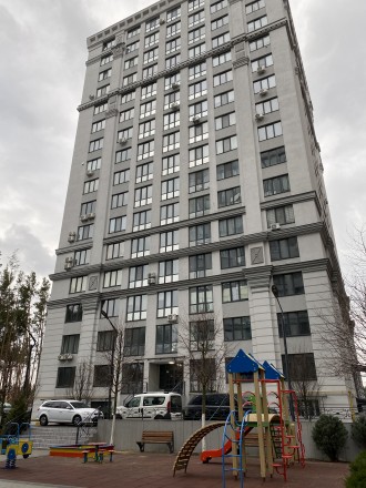 Продается 1-комнатная огромная квартира 39,5м2 в новом доме на 7-этаже с качеств. Ирпень. фото 4