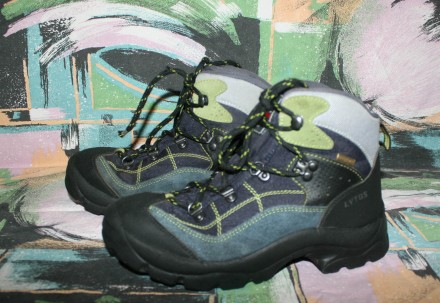 Продам в хорошем состоянии ботинки для походов или каждодневнолй носки.
Ботинки. . фото 4