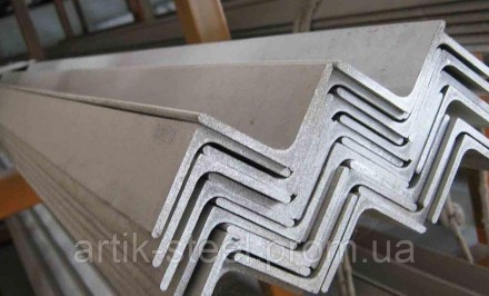Алюминиевый уголок
Характеристика и производство алюминиевого угла
Алюминиевый у. . фото 5
