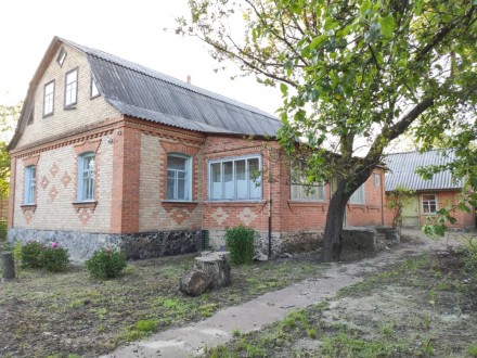 ПН 41466.Продам дом в Макарове. 35 км от Киева. Кирпичный построен в 80-х годах.. . фото 2