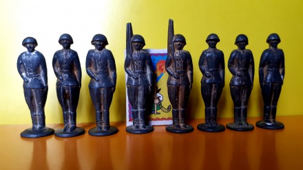Фигурки игрушки СССР! Оловянные Солдатики! Столбик. Металл! Выпуск 1960-70 гг.. Харьков. фото 1 Фигурки игрушки СССР! Оловянные Солдатики! Столбик. Металл! Выпуск 1960-70 гг.. Харьков. фото 1