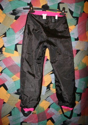 Влагостойкие штаны для девочки H&M Sport 116 р
Продам влагостойкие штанишки для. . фото 7