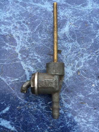 Краник мотоцикла Ява Чезет Чехословакия под ремонт. Киев. фото 1