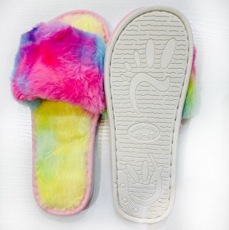 Тапочки женские меховые разноцветные.
Домашняя обувь в интернет-магазине Modnato. . фото 5