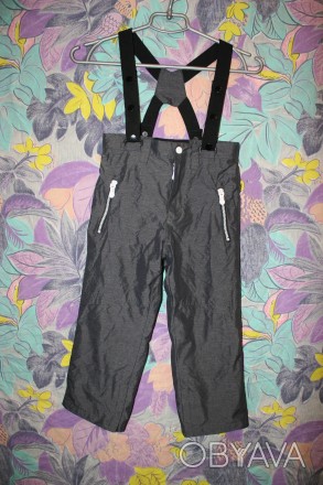 Штаны с лямками Zara boys 110 см,4-5 лет
Продам спорт штаны с лямками ZARA BOYS. . фото 1