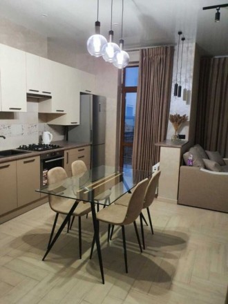 Однокімнатна квартира з євроремонтом у малоповерховому житловому комплексі Клаб . Киевский. фото 6