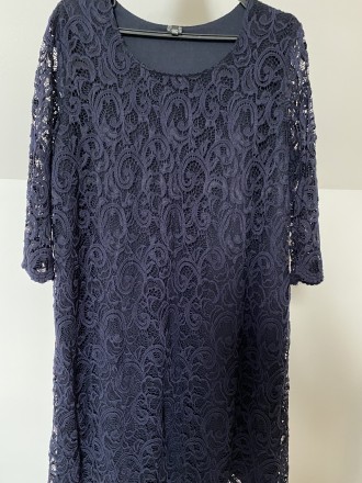 Платье кружевное нарядное, с подкладкой, новое. 
Размер: 3XL. 
Цвет: темно-син. . фото 4