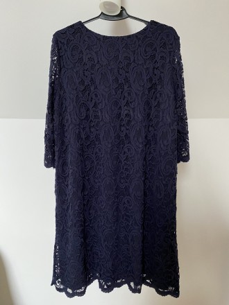 Платье кружевное нарядное, с подкладкой, новое. 
Размер: 3XL. 
Цвет: темно-син. . фото 3