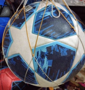 Футбольный мяч звёзды лиги чемпионов от 550 грн до 700 грн
Оплата при получении. . фото 4