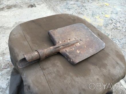 Продам Большая саперная лопата СССР состояние хорошея в роботе была очень мало ц. . фото 1