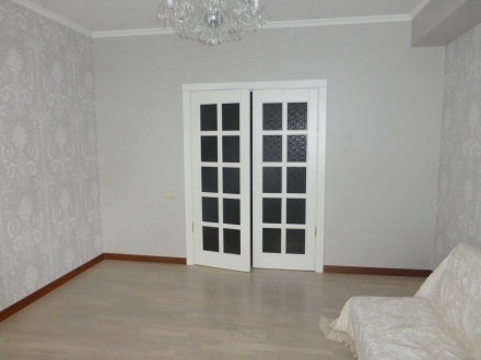 Продажа квартиры 88м2, ул. Полтавска, 10, метро Лукьяновская, Шевченковский р-н.. Киев. фото 1 Продажа квартиры 88м2, ул. Полтавска, 10, метро Лукьяновская, Шевченковский р-н.. Киев. фото 1