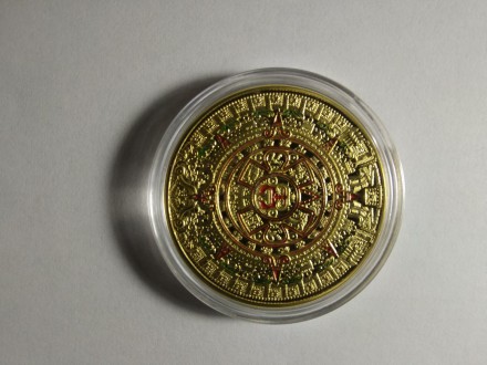 Позолоченная монета Ацтекский календарь (Камень Солнца).
Камень Солнца — . . фото 2