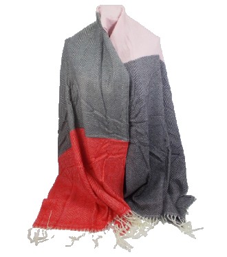 Теплый кашемировый шарф с модным узором - елочкой.
Очень мягкий и приятный на ощ. . фото 2