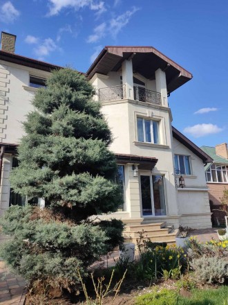 Предлагается к продаже дом для большой семьи, расположенный в элитном жилом масс. Киевский. фото 2