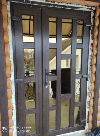 Вхідні металопластикові двері під Ваш розмір з склом та HPLпанелями. . фото 5
