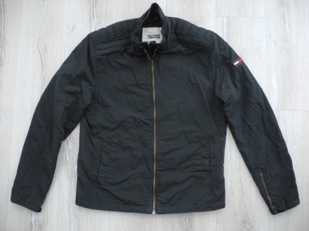 Куртка Tommy Hilfiger р. XL ( Сост Нового ), супер цвет очень стильная! Размер :. . фото 2