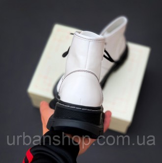 Черевики ALEXANDER MCQUEEN ANKLE BOOTS WHITE
Розмір: 35-40. . фото 3